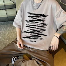 浅卡其色