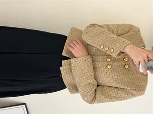会让你日久生情的小香风外套图片