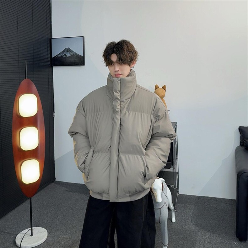 现货冬季三防重磅硬挺boxy短款羽绒刺绣立领PU皮棉衣外套加厚棉服，男装棉衣，电商A486-1