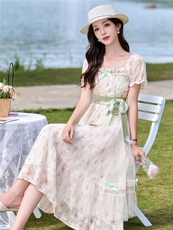 2026年夏季时尚潮流甜美浪漫印花连衣裙，女装连衣裙，江南富贵女
