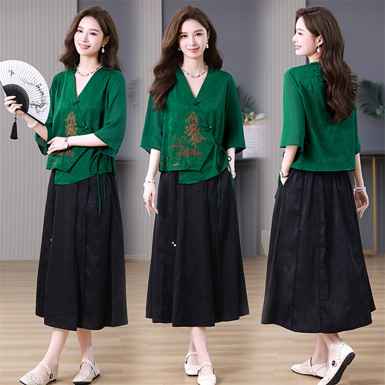 现货！！！复古刺绣套装裙，女装套装/套裙，素月