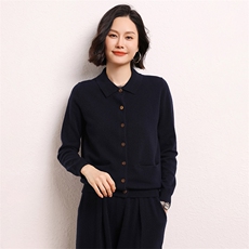 藏蓝色
