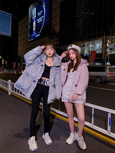 羽绒服图片