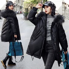 玫红色羽绒服女中长款90白鸭绒毛领外套【高仿毛的下架】，女装羽绒服，鑫源服饰