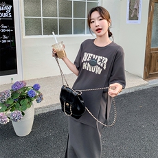 小众字母短袖卫衣套装裙女薄款t恤上衣开叉半身裙洋气时髦两件套，女装套装/套裙，2C203
