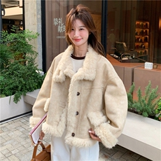 新品皮毛一体外套2c113-8829-p185-k278，女装短外套，2C113