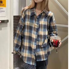 蓝色