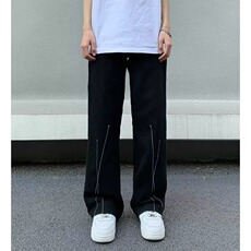黑色
