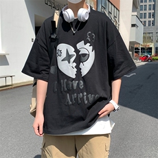 黑色