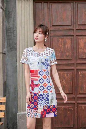 连衣裙，女装连衣裙，茜茜靓点