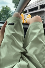 葡萄紫色冰丝速干短裤男款夏季多巴胺穿搭沙滩裤子美式运动五分裤，男装休闲裤，电商A001-1