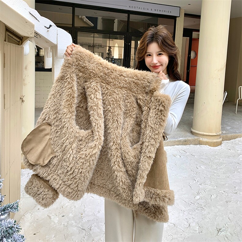 新款主推复古皮扣皮毛一体外套2C010-2588-P215-K318,女装短外套,2C010