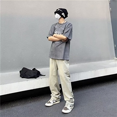直脚潮慵懒水洗牛仔裤长裤纽扣春季男青春流行宽松直筒潮流时尚，男装牛仔裤，四季星座218-1