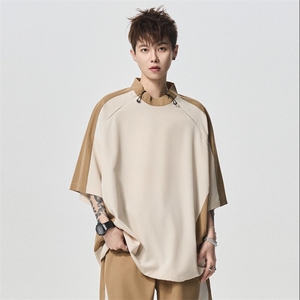 美式复古黑灰拼色运动t恤男设计感拼接短袖上衣A406T6053特P38,运动裤搭配牛奶上衣好看吗图片