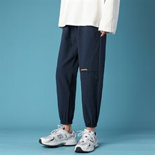 藏青色