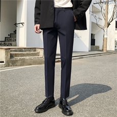 藏青色
