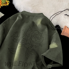 军绿色