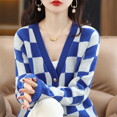 女V领2024秋冬新款短款针织羊毛开衫休闲舒适，女装羊毛衫，斯尔特羊绒