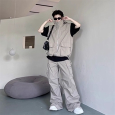灰色套装