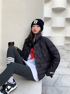 秋冬订货款羽绒服图片