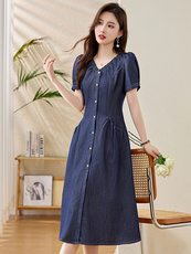 2025年夏季新款百搭中长款连衣裙，女装连衣裙，伊航服饰