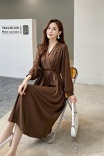 现货2021新款秋装净色连衣裙，女装连衣裙，秀水百合