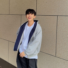 重磅高品质硬挺boxy26春装美式高街结构撞色拼接连帽卫衣开衫外套，女装短外套，电商A486