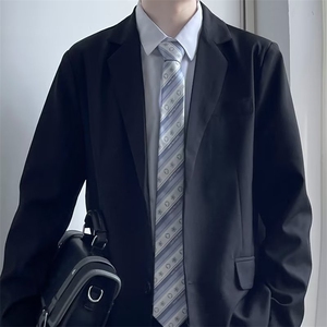 轻熟商务垫肩小西服男士设计感痞帅上衣宽松潮流韩版休闲西装外套图片