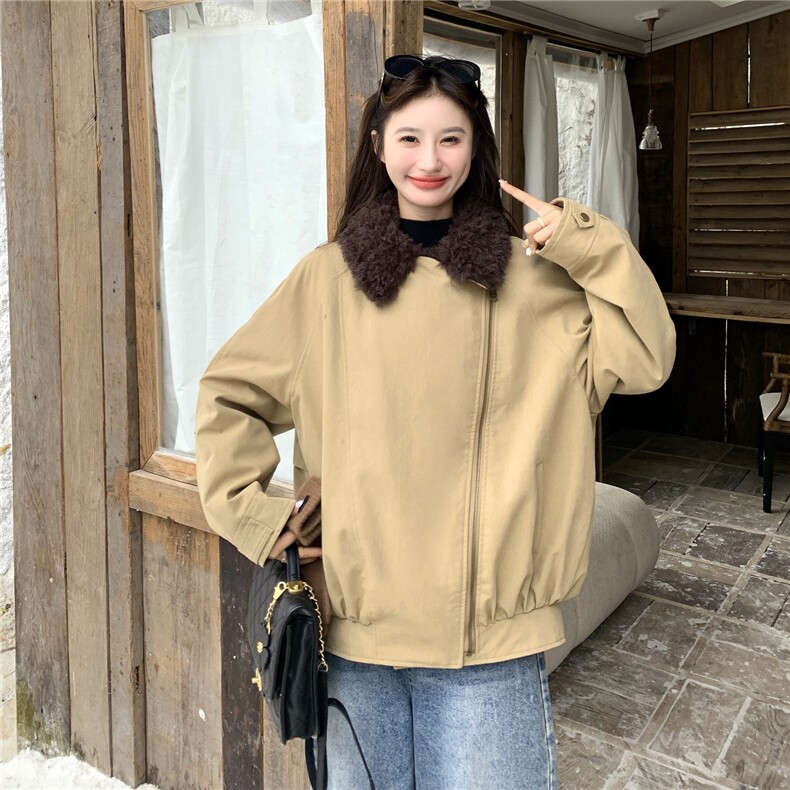 现货：冬装新款拼接羊羔绒翻领休闲派克羽绒服2C135-8953P265K418,女装羽绒服,2C135