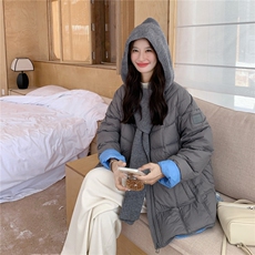 欧货2025冬休闲百搭毛线围脖90白鸭绒羽绒服女中长款连帽显瘦外套，女装羽绒服，艾米莉亚