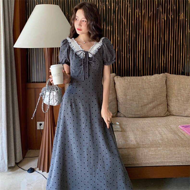灰色波点泡泡袖连衣裙女2025夏季新款甜辣风设计感收腰显瘦长裙潮,女装连衣裙,浙宝305