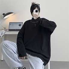 黑色