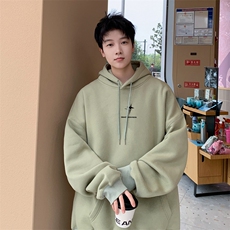 豆绿色