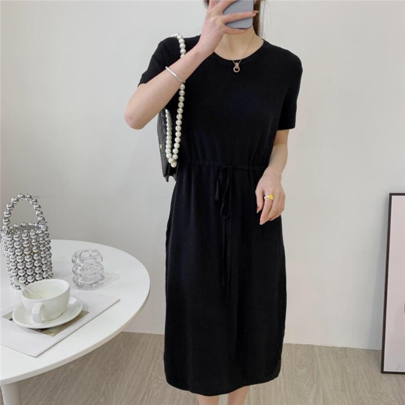 连衣裙，女装连衣裙，魅力元素