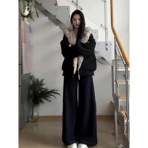 [网图]座山雕毛领冬季棉服女夹棉加厚外套5D4092-TP100178,防晒衬衫搭配拖地裤图片