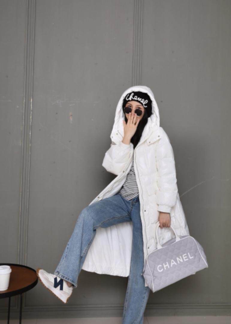 戴帽系带冬款羽绒服，女装羽绒服，谦度