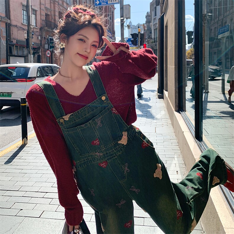 时尚针织卫衣卡通牛仔背带裤套装女春季新款宽松印花时尚阔腿长裤图片