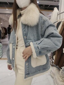 2021冬装新款狐狸毛牛仔外套女，其它，迷吉meeggle