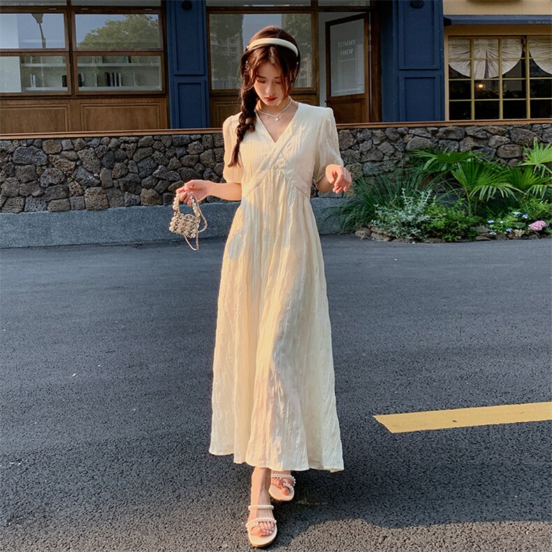 茶歇法式v领连衣裙女夏2025新款高级感超好看垂坠感温柔雪纺长裙,女装连衣裙,2C090
