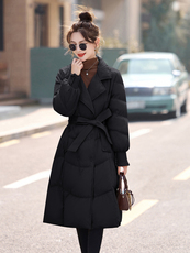现货高级感西装领羽绒服女收腰显瘦修身中长款时尚大气冬季外套，女装羽绒服，韩然一族