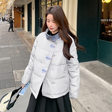 【现货】网红时尚高端白鸭绒羽绒服刺绣2C081-X939P220K298，女装羽绒服，2C081