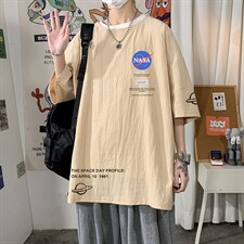 卡其色
