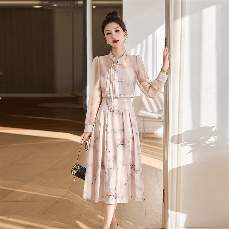 国风新中式盘扣印花套装女春夏时尚气质显瘦碎花吊带连衣裙两件套,女装套装/套裙,妙形