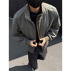 灰色
