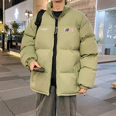 灰绿色