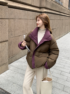 撞色拼接羽绒服外套女2025冬新款高级设计感白鸭绒短款立领面包服图片