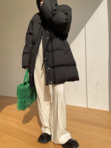现货～长款系带收腰羽绒服图片