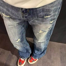 蓝色