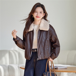 羊羔毛外套女2025新款冬季美拉德皮衣棕色小个子加厚宽松拼接加厚图片
