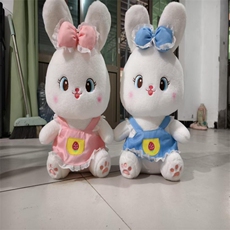 甜心草莓兔可爱龚爱小白兔毛绒玩偶玩具女生生日礼物爆款玩具